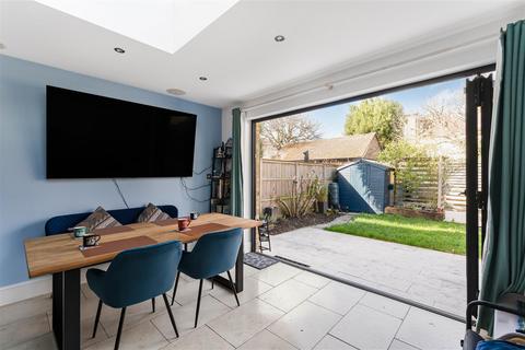 undefined, St. Albans Road, Kingston Upon Thames KT2