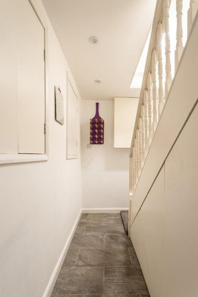 Hallway.jpg