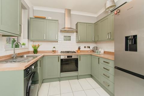 2 bedroom end of terrace house for sale, Ivy Street, Featherstone, Pontefract