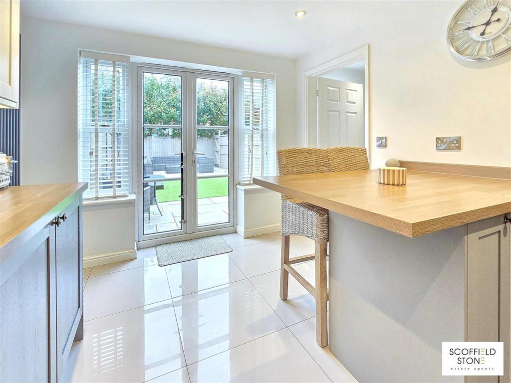 Breakfast Kitchen