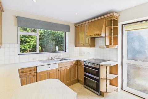 undefined, Russell Close, Little Chalfont, Buckinghamshire, HP6