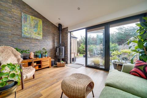 4 bedroom semi-detached house for sale, St. Ives, Cambridgeshire, PE27