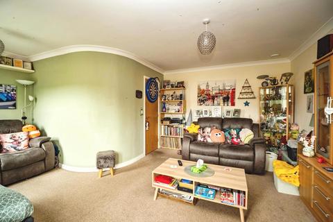 4 bedroom end of terrace house for sale, Sedge Place, Dorset, DT3