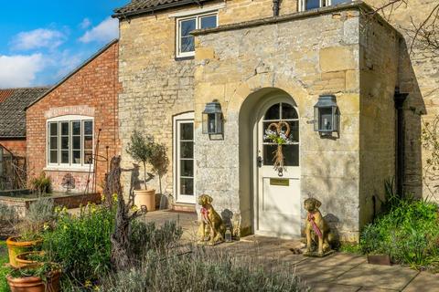 4 bedroom detached house for sale, Spring Lane, Grantham NG33