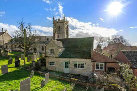 4 bedroom detached house for sale, Spring Lane, Grantham NG33