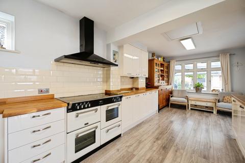 undefined, Yew Tree Road, Hayling Island, Hampshire, PO11
