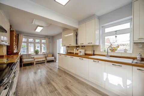 undefined, Yew Tree Road, Hayling Island, Hampshire, PO11