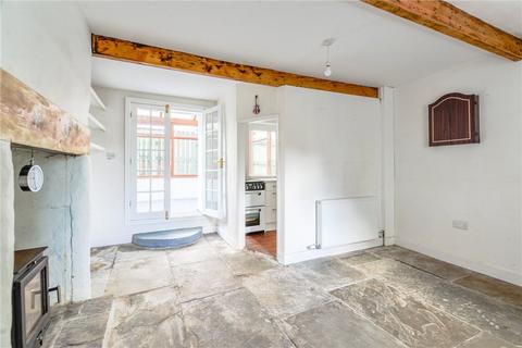 2 bedroom end of terrace house for sale, Foster Square, Denholme, BD13