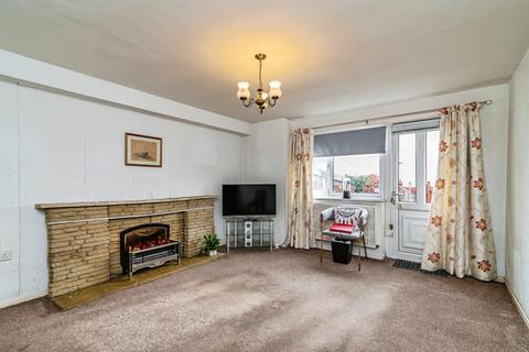 2 bedroom terraced house for sale, Courtenay Gardens, Nottingham, Nottinghamshire, NG3