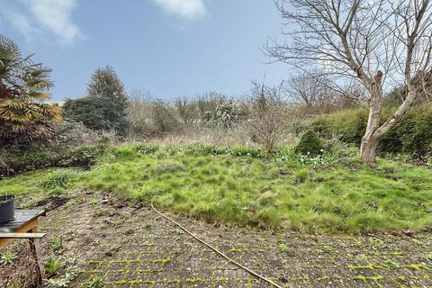 2 bedroom detached bungalow for sale, Rochester Road, Cuxton, Rochester