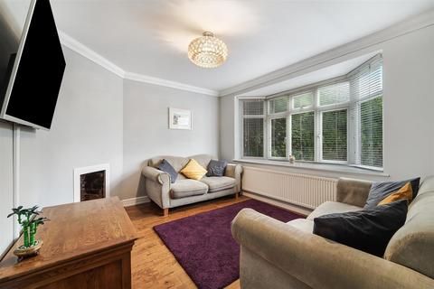 undefined, Manor Way, Banstead