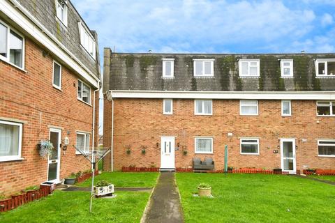 Kimmeridge Close, Swindon