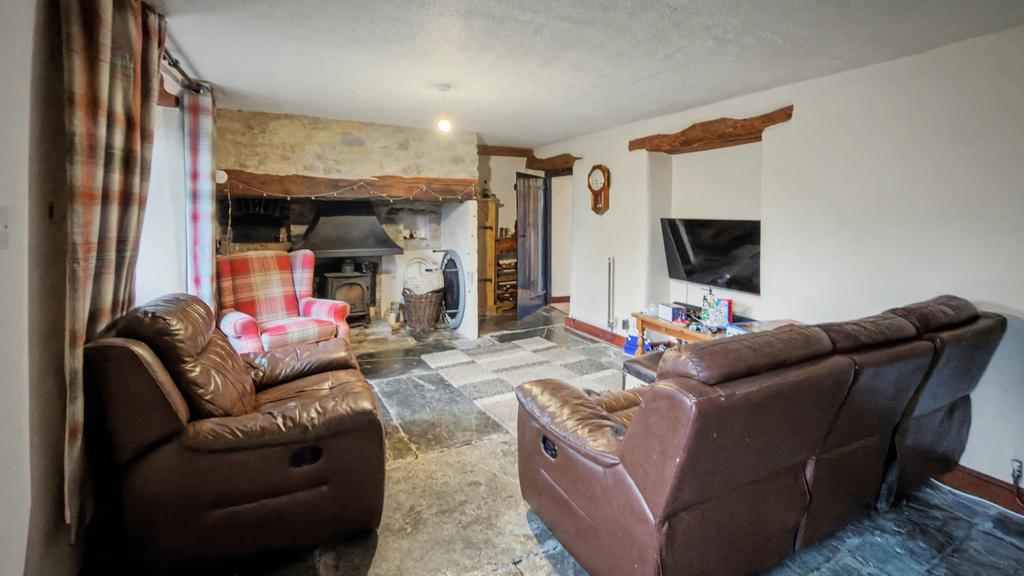 Sitting room.jpeg