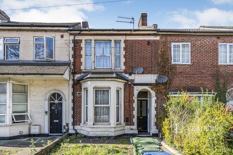 Studio to rent, Northam Road, SO14