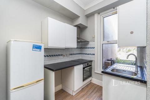 Studio to rent, Northam Road, SO14