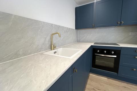3 bedroom apartment to rent, Dorchester Road, WEYMOUTH
