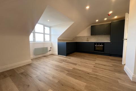 3 bedroom apartment to rent, Dorchester Road, WEYMOUTH