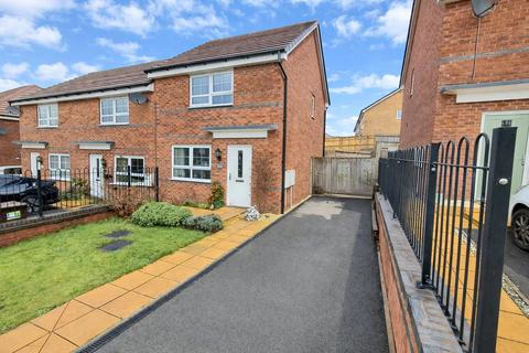2 bedroom end of terrace house for sale - Adams Way, Hednesford, Cannock, WS12