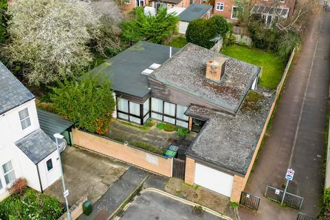 4 bedroom detached bungalow for sale, Richmond Road, Cambridge, CB4