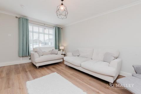 4 bedroom semi-detached house for sale, The Laurels, Tullibody