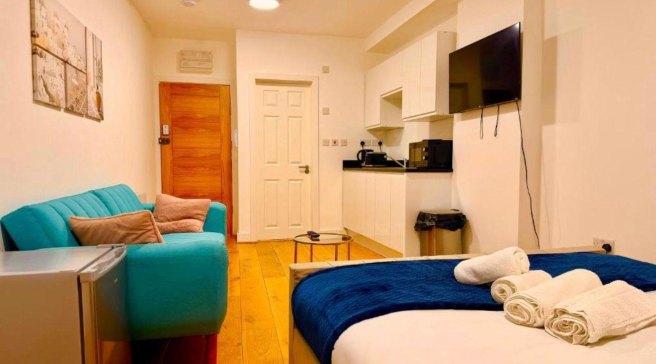Golders-green-road-nw11-8dy-1050868