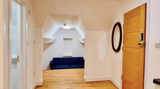 Golders-green-road-nw11-8dy-1050875