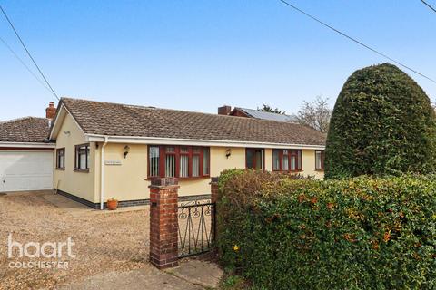 4 bedroom detached bungalow for sale, Horkesley Road, Colchester