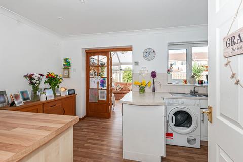 undefined, Lavender Close, Hull HU7