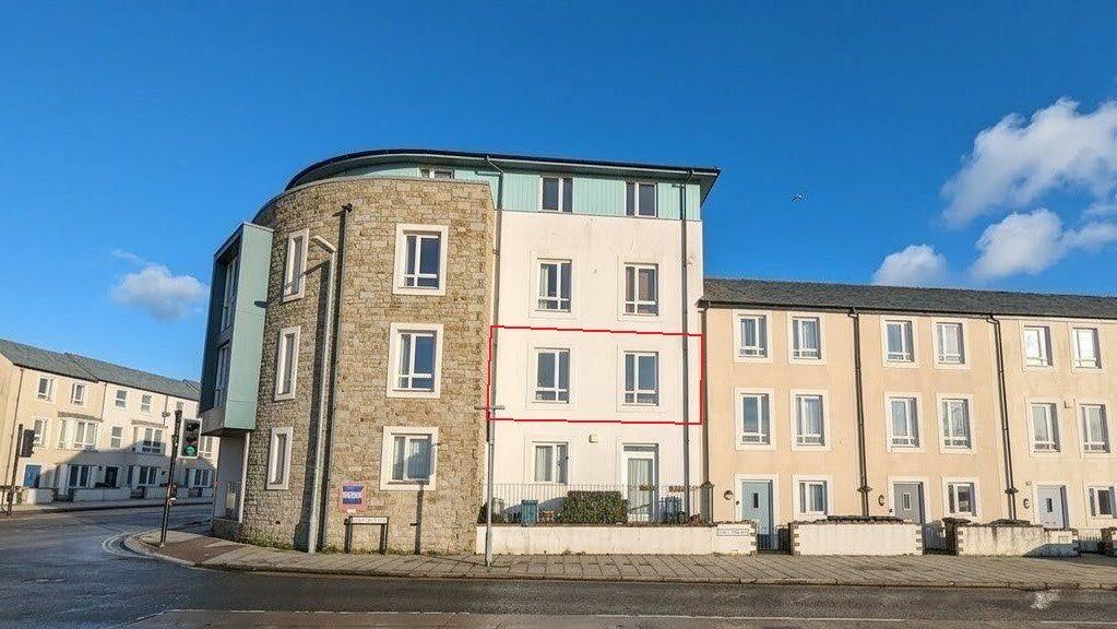 1 Bedroom Apartment for Sale