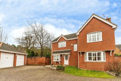 4 bedroom detached house for sale - Juno Way, Swindon