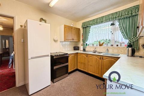 3 bedroom bungalow for sale, Longsideway, Barnsley S75
