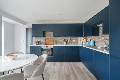 undefined, Miles Road, Epsom KT19