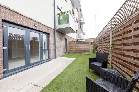 1 bedroom apartment for sale, High Road, Loughton, IG10