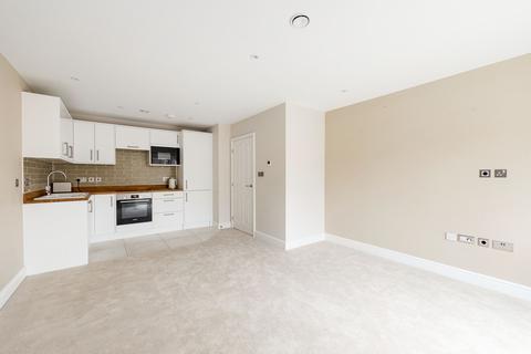 1 bedroom apartment for sale, High Road, Loughton, IG10