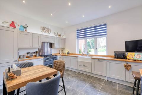 undefined, Torrs Close, Redditch, B97