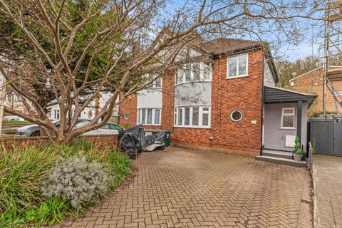 3 bedroom semi-detached house for sale - Micklefield Road, High Wycombe, HP13