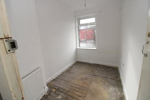 4 bedroom terraced house for sale, St. Georges Road, Barnsley