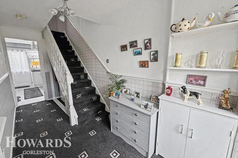 3 bedroom terraced house for sale, Kingfisher Close, Bradwell