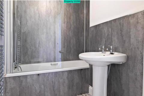 3 bedroom terraced house to rent, Rhyddings Street, Oswaldtwistle, Accrington, BB5 3ER
