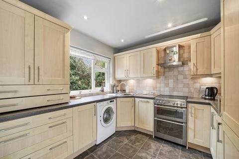 undefined, Birchington Close, Birchencliffe, Huddersfield, HD3