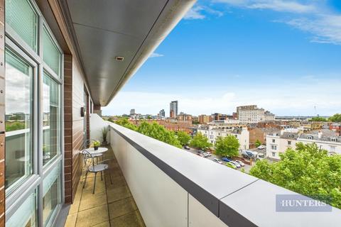 2 bedroom flat for sale, Empress Heights, College Street, Southampton