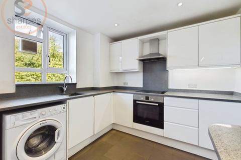 4 bedroom apartment to rent, Brookes Court, London