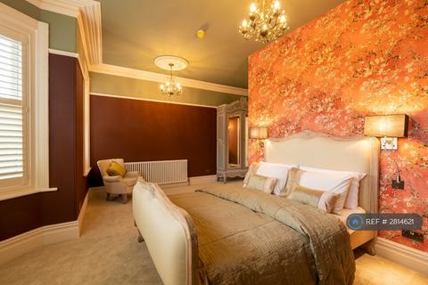 undefined, Harlow Moor Drive, Harrogate, HG2
