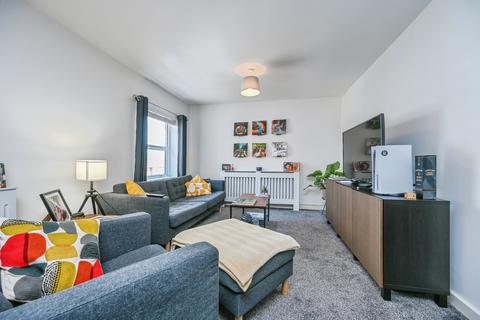 2 bedroom flat for sale, Crosby Road North, Liverpool, Merseyside, L22