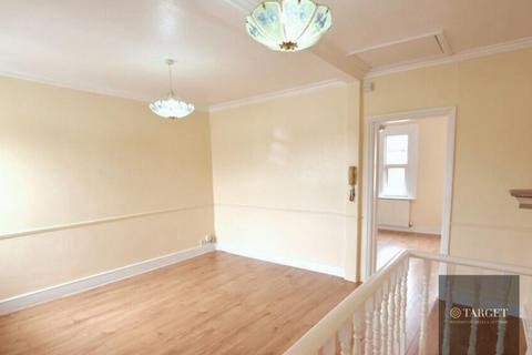 undefined, Chestnut Road, Enfield EN3