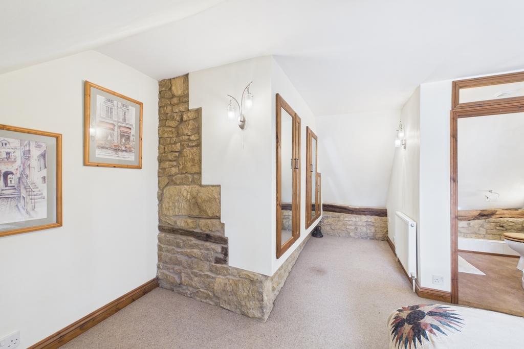 Principal Bedroom with Ensuite