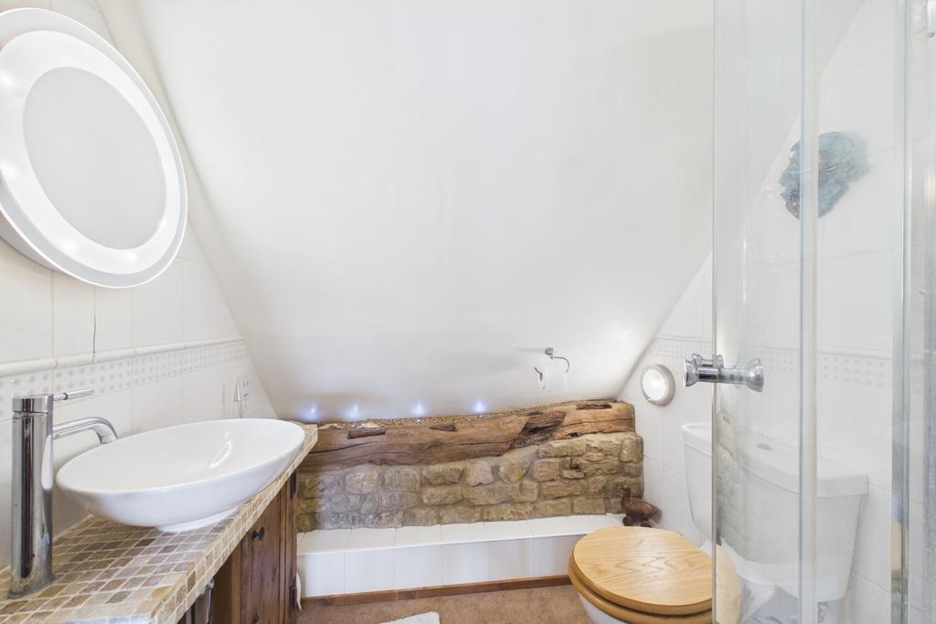 Ensuite Shower Room