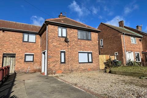 4 bedroom semi-detached house to rent - Stamfordham Avenue, North Shields. NE29 7DT