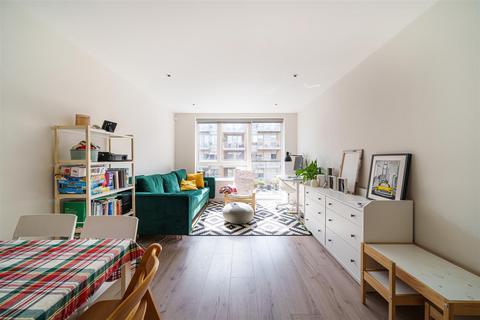 undefined, Cooper Court, Smithfield Square, Hornsey, N8