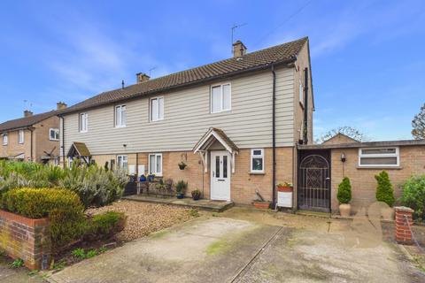 3 bedroom semi-detached house for sale - Gloucester Avenue, Colchester